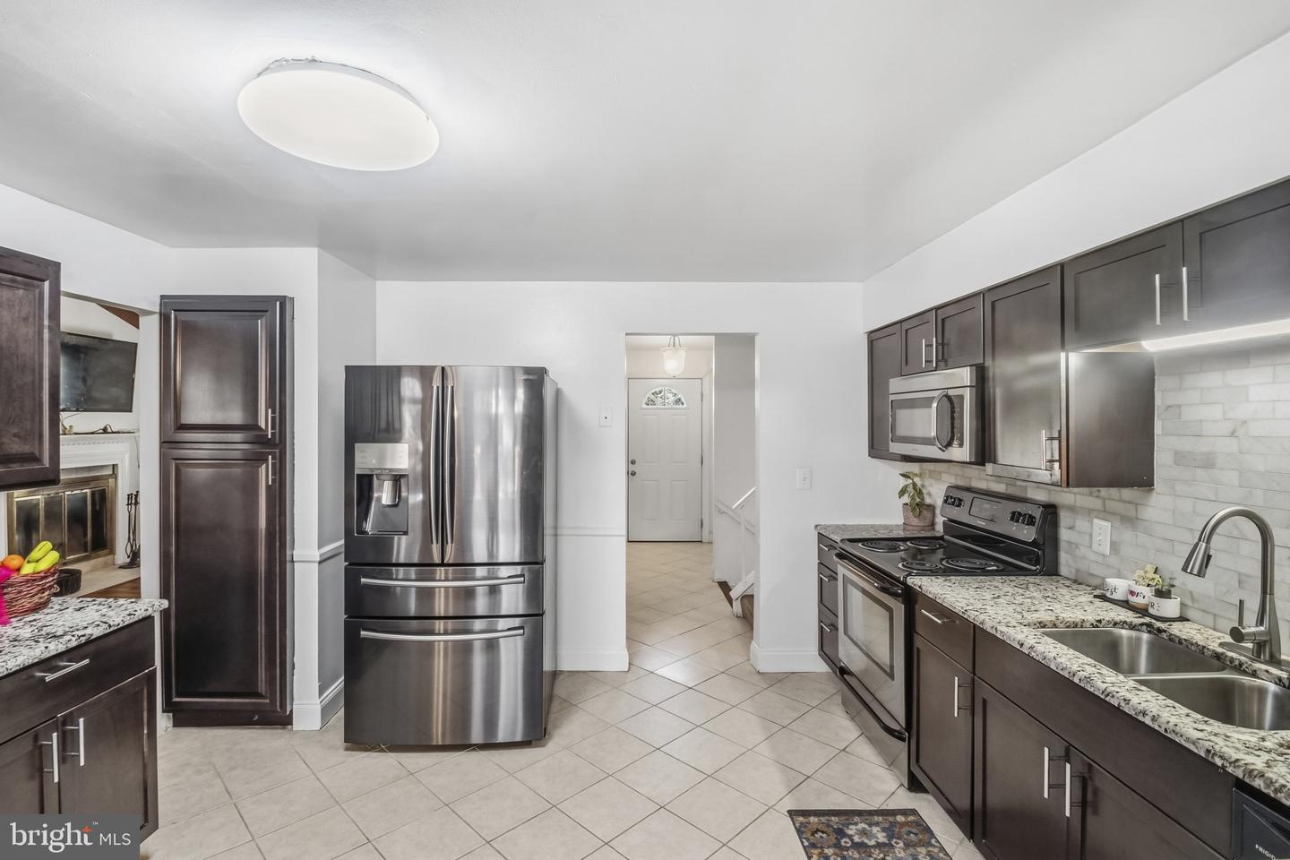 7909 Danbury Ct, Glen Burnie, MD 21061 &mdash; Photo 8